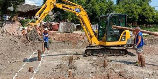 用松木樁加固地基的處理方案有哪些？需要多少成本[附實(shí)例]